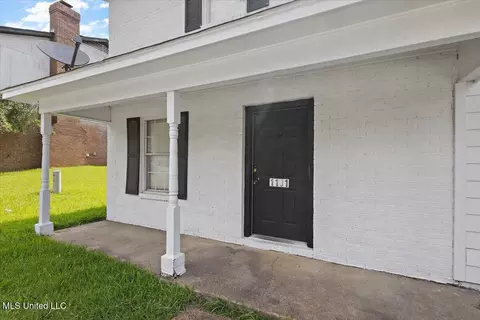 Exterior - 1101 1102 Jamestown Way #1 & 2, Jackson, MS 39211 photo 2 of 5