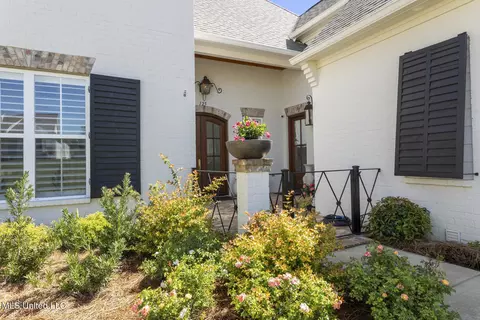 Exterior - 125 Bridgewater Loop, Madison, MS 39110 photo 3 of 10