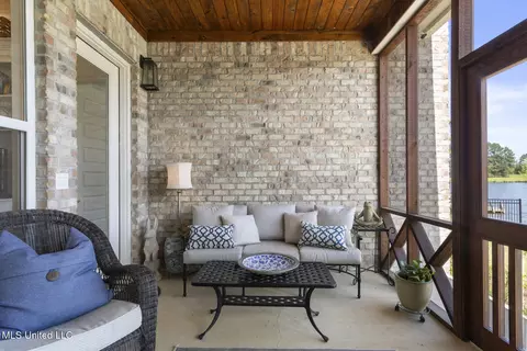 Exterior - 125 Bridgewater Loop, Madison, MS 39110 photo 9 of 10