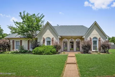 1020 Worthington Dr, Southaven, MS 38671
