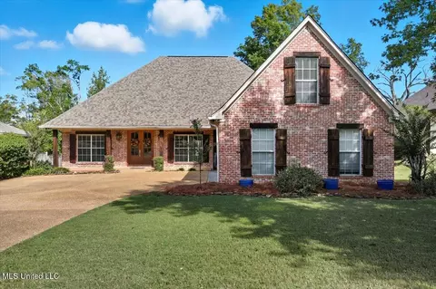 139 Bear Creek Cir, Canton, MS 39046