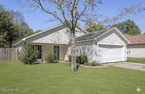1901 Porpoise Dr, Gautier, MS 39553