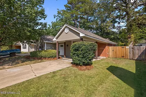214 Falcon Cv, Brandon, MS 39047 photo 2
