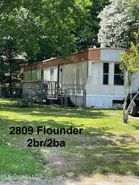 2809 Flounder Cir, Gautier, MS 39553