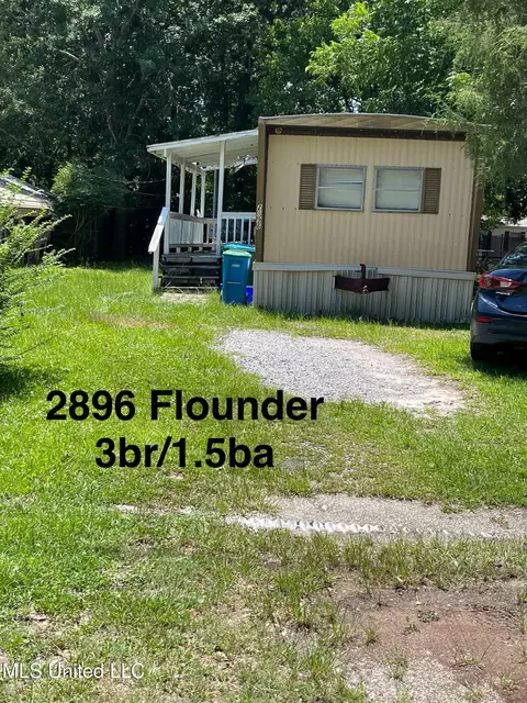 2896 Flounder Cir, Gautier, MS 39553