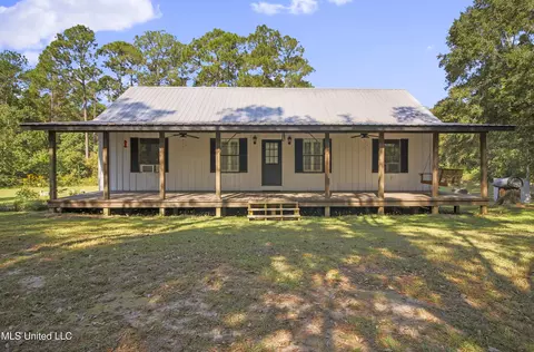 21551 John Holder Rd, Moss Point, MS 39562
