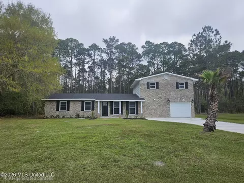 3517 Raintree Dr, Gautier, MS 39553