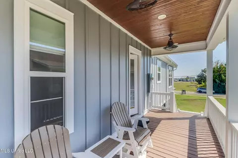 Exterior - 216 E Fifth St, Long Beach, MS 39560 photo 5 of 9