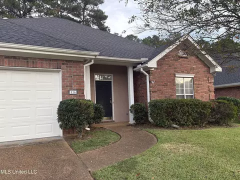 Exterior - 116 Pavilion Dr, Brandon, MS 39042 photo 2 of 5
