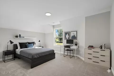 Bedroom - 913 Lloyds Ln, Nesbit, MS 38651 photo 4 of 4