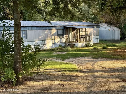 702 SE 2nd St, Magee, MS 39111 photo 4
