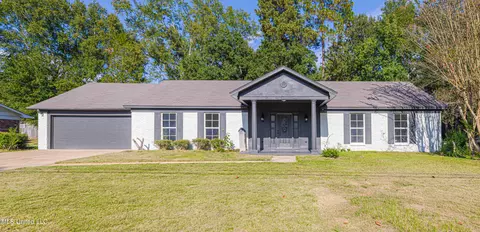 5846 Baxter Dr, Jackson, MS 39211
