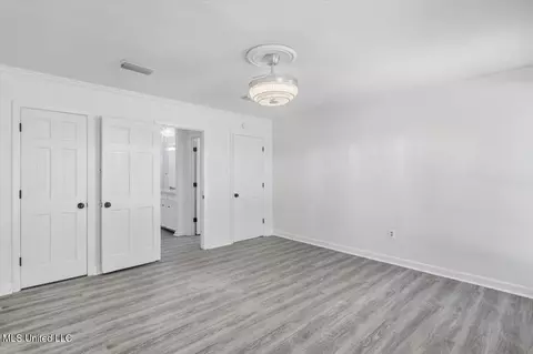 Bedroom - 5475 Old Canton Rd, Jackson, MS 39211 photo 1 of 3