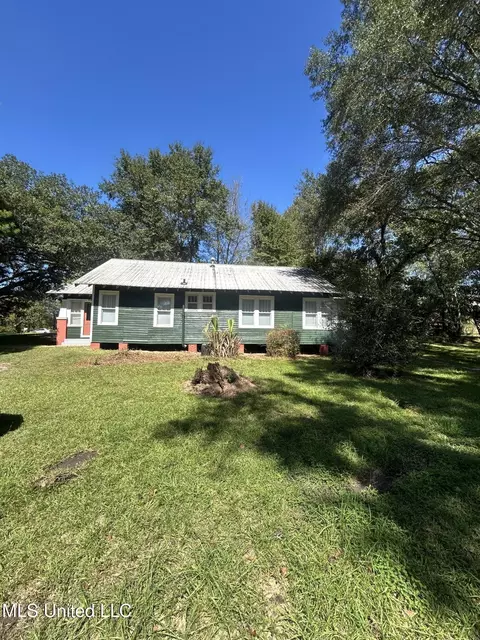 Other - 505 S Magnolia St, Summit, MS 39666 photo 1 of 11