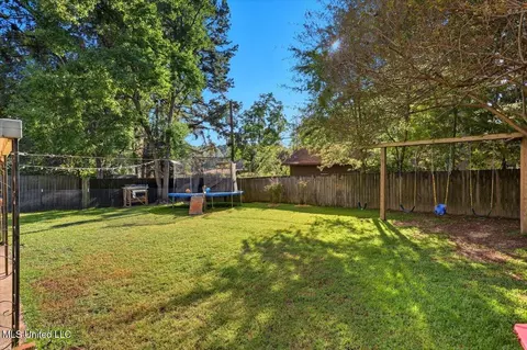 Exterior - 718 Tanglewood Dr, Clinton, MS 39056 photo 7 of 7