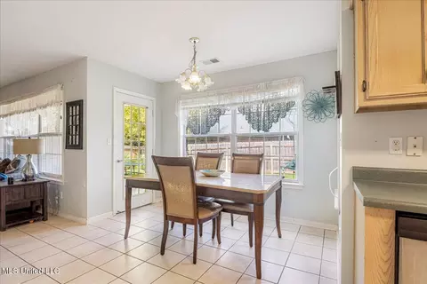 Dining - 680 Timber Cv, Hernando, MS 38632 photo 1 of 1