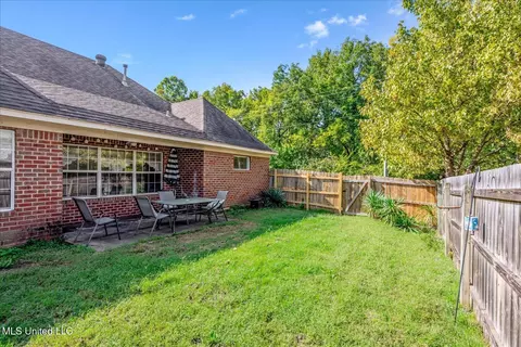 Exterior - 680 Timber Cv, Hernando, MS 38632 photo 5 of 7