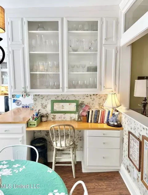 Kitchen - 321 W Chippewa St, Brookhaven, MS 39601 photo 5 of 6