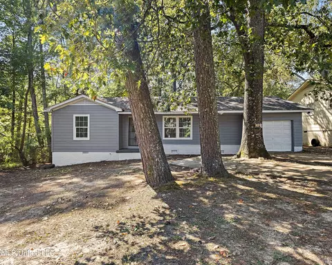 715 Dorgan St, Jackson, MS 39204