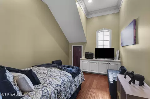 Bedroom - 3375 N Ratliff Rd, Jackson, MS 39209 photo 3 of 11