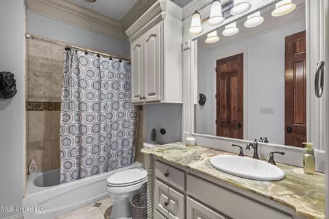 Bath - 3375 N Ratliff Rd, Jackson, MS 39209 photo 8 of 13