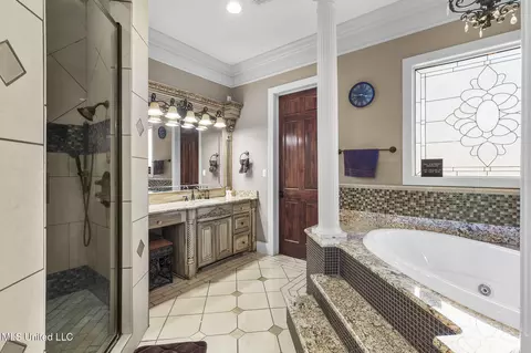 Bath - 3375 N Ratliff Rd, Jackson, MS 39209 photo 2 of 13