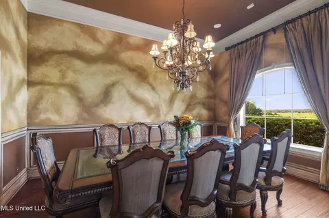 Dining - 3375 N Ratliff Rd, Jackson, MS 39209 photo 1 of 3