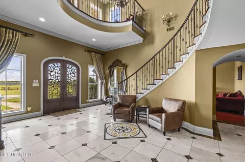 Entry Way - 3375 N Ratliff Rd, Jackson, MS 39209 photo 1 of 23