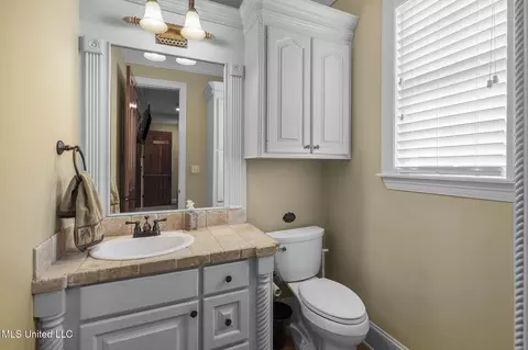 Bath - 3375 N Ratliff Rd, Jackson, MS 39209 photo 9 of 13
