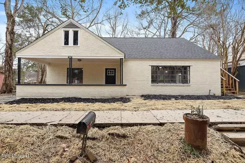 404 Walnut St, Port Gibson, MS 39150