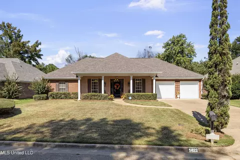 5822 Lake Trace Cir, Jackson, MS 39211