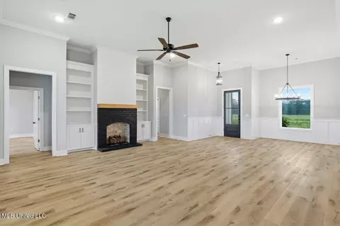 Living - 408 Lennon Ln, Brandon, MS 39047 photo 1 of 5