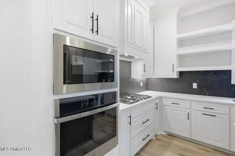 Kitchen - 408 Lennon Ln, Brandon, MS 39047 photo 2 of 2