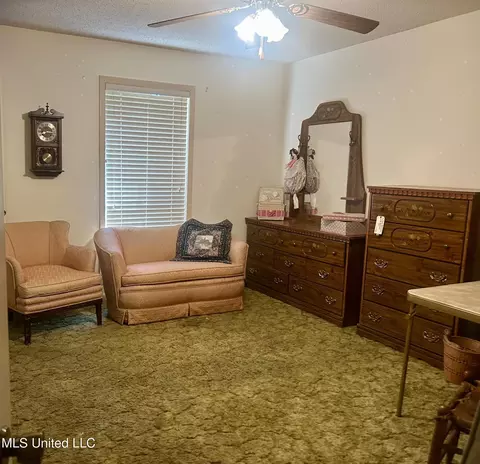 Bedroom - 501 Oakbrook Dr, Mccomb, MS 39648 photo 1 of 1