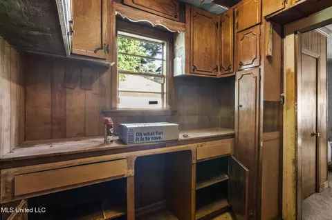 Other - 220 Beechcrest Dr, Jackson, MS 39211 photo 9 of 12
