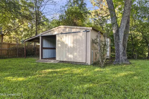 Other - 220 Beechcrest Dr, Jackson, MS 39211 photo 11 of 12