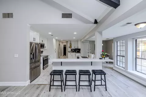 Kitchen - 28 Deerfield Dr, Madison, MS 39110 photo 1 of 7