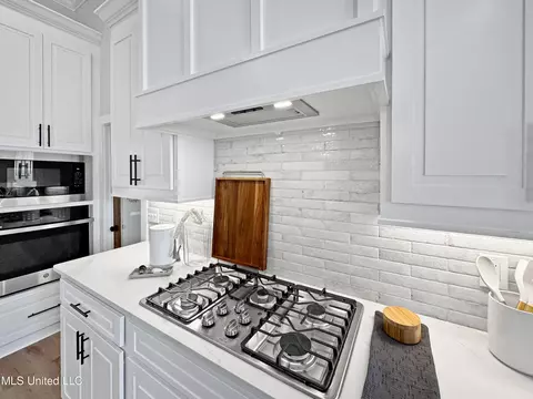 Kitchen - 404 Lennon Ln, Brandon, MS 39047 photo 2 of 2