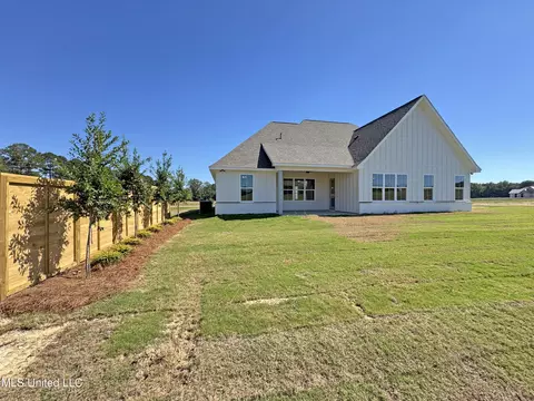 Exterior - 404 Lennon Ln, Brandon, MS 39047 photo 8 of 8