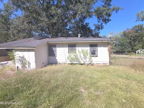 5063 Sharp St, Jackson, MS 39209 photo 3