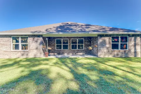 Exterior - 1012 Enclave Cir, Long Beach, MS 39560 photo 2 of 3