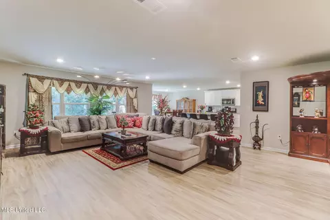 Other - 1012 Enclave Cir, Long Beach, MS 39560 photo 2 of 10