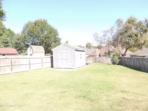 Exterior - 400 S Timber Way, Hernando, MS 38632 photo 3 of 6