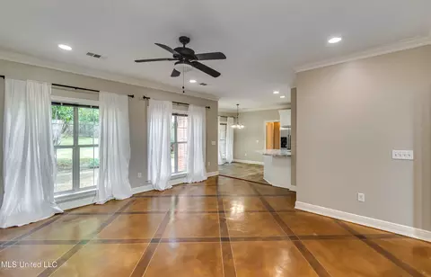 Living - 420 Fairfield Dr, Madison, MS 39110 photo 4 of 6