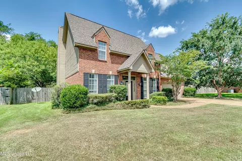 Exterior - 420 Fairfield Dr, Madison, MS 39110 photo 2 of 11