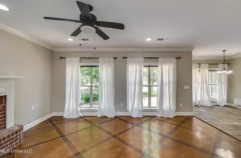 Living - 420 Fairfield Dr, Madison, MS 39110 photo 6 of 6