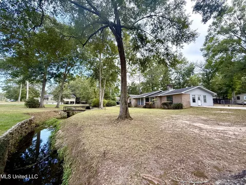 1301 Third Ave, Picayune, MS 39466 photo 6