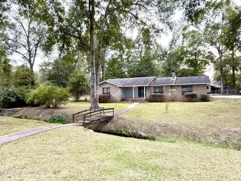 1301 Third Ave, Picayune, MS 39466 photo 4