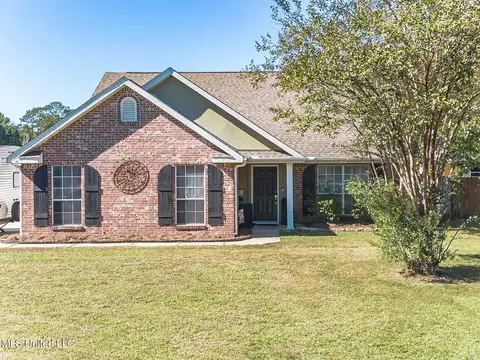 Exterior - 451 Pinecrest Cir, Long Beach, MS 39560 photo 2 of 4