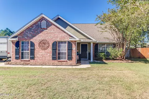 451 Pinecrest Cir, Long Beach, MS 39560